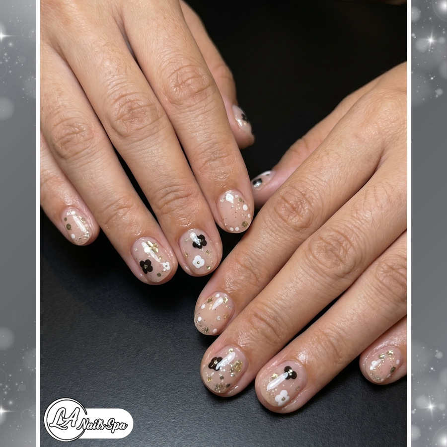 La Nails & Spa 2